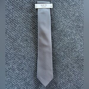 Men’s Bespoke Slim Tie Gray Striped NWT Business Office Work Wedding Party